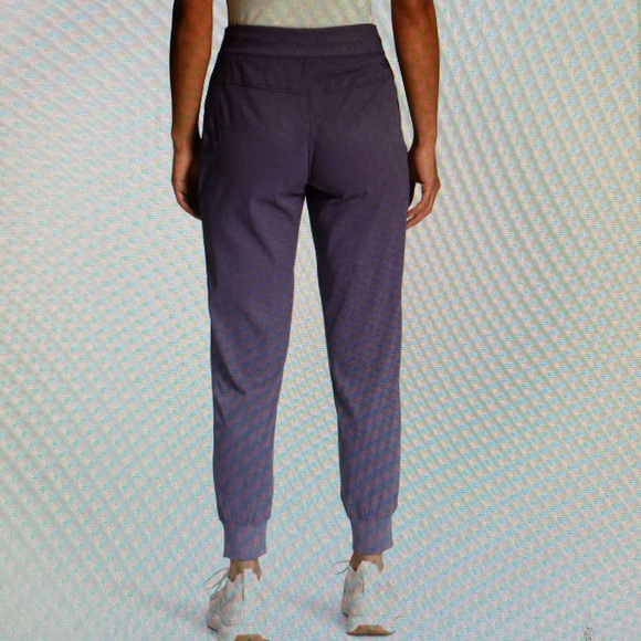 The North Face Aphrodite women’s jogger pants - Picture 4 of 12